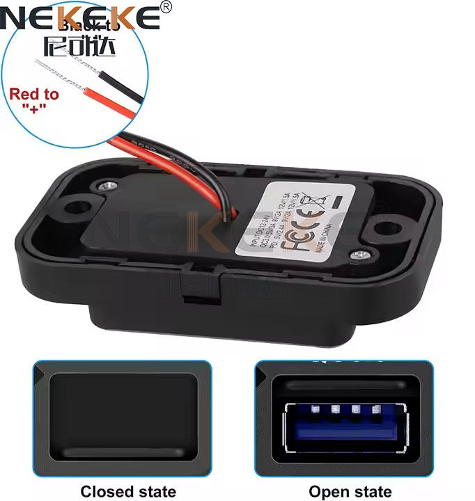 12V Waterproof Marine Power Socket with Dual Quick Charge 3.0 USB Charger in ABS Material