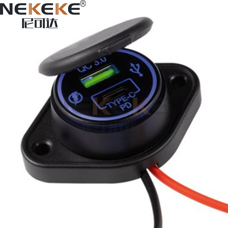 Waterproof Marine Power Socket with Quick Charge QC3.0 and 12-24V Input USB Charger for Cars and Boats