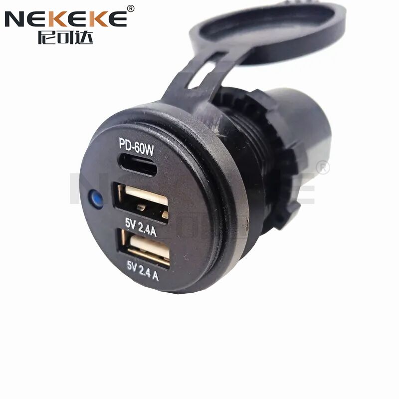 60W PD Type C 3 Port Fast Car Charger Socket With Dual 2.4A USB Ports 12V 24V Marine And Vehicle Use