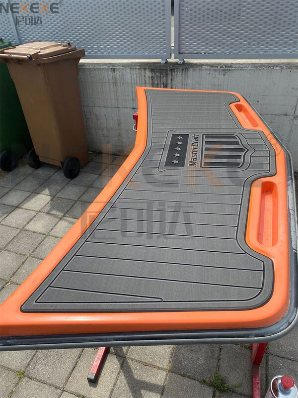 2016-2019 MasterCraft NXT22 ウェイクボート デッキ EVA フェイクチーク フローリングマット マリン交換パッド