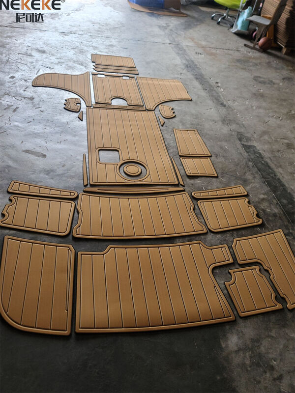 2004 Chaparral 265 SSI Cruiser Cockpit Deck Mat EVA Faux Teak Marine Flooring Ersatzpolster