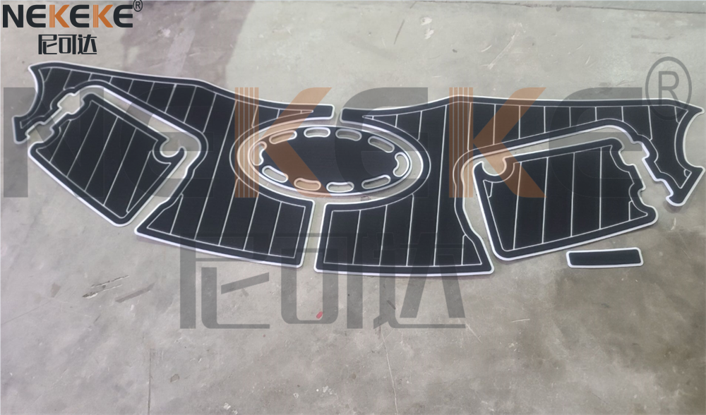 2007 Chaparral 256 SSI Swim Platform EVA Faux Teak Deck Mat Marine Flooring Pad With Logo